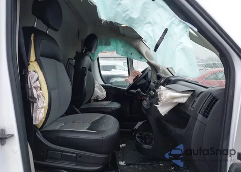 2019 Ram Promaster 1500 High Roof 136 Wb z USA, uszkodzony, nr VIN 3C6TRVBG1KE535236